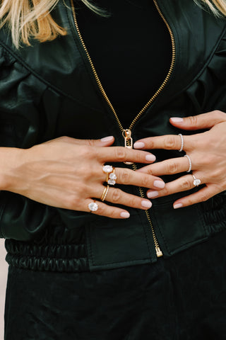 Oval Solitaire Ring Gold